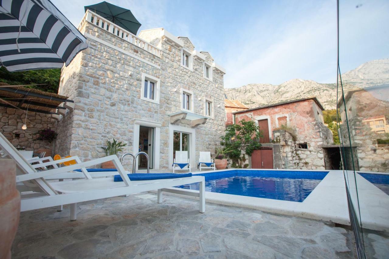 Toni * Makarska