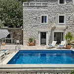 Villa Toni