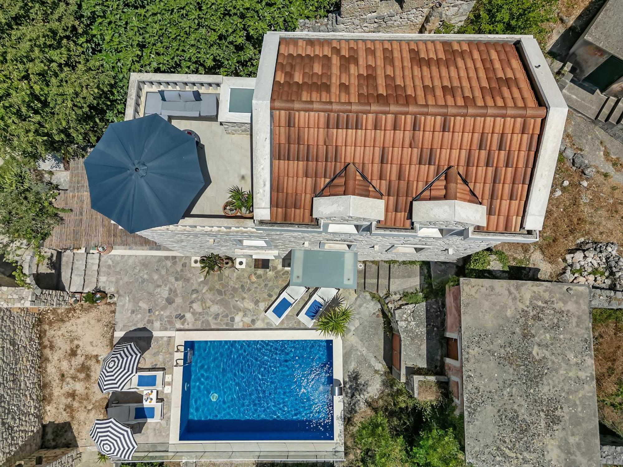 Toni Villa Makarska